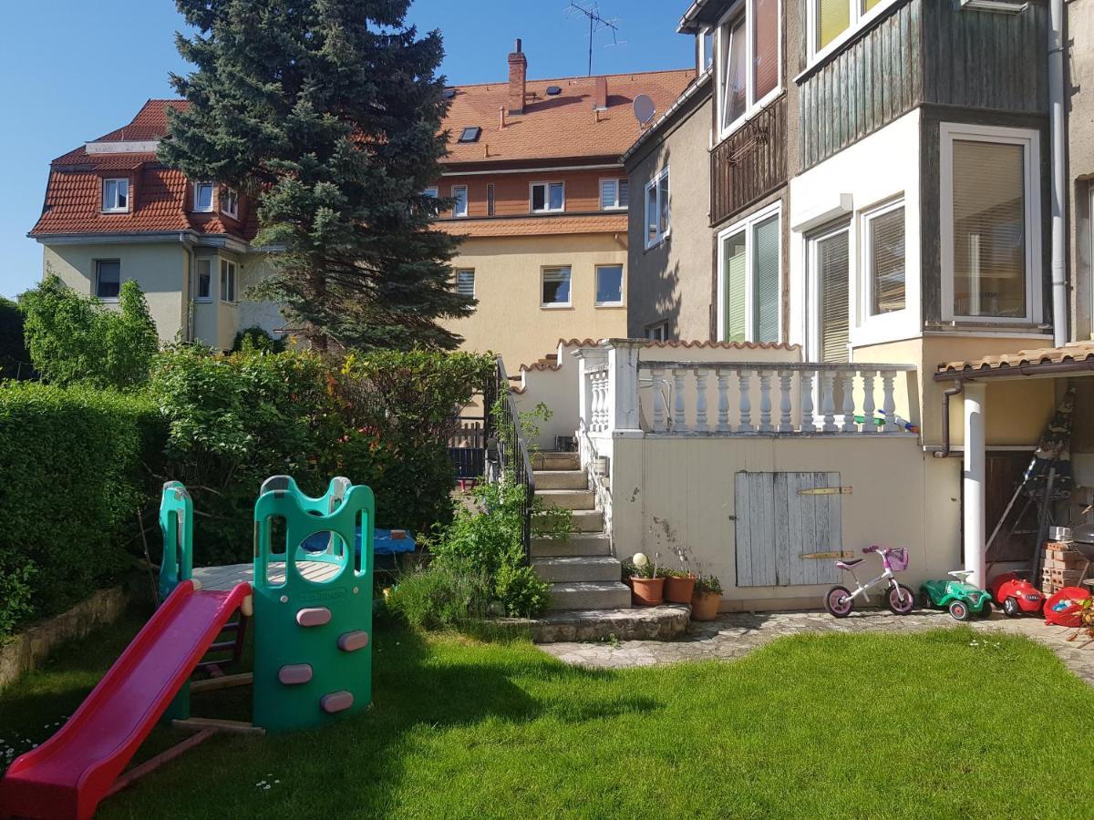 Apartment Am Suedpark Erfurt - Inkl Garten Mit Sitzlounge - Zentrumsnah Exterior foto